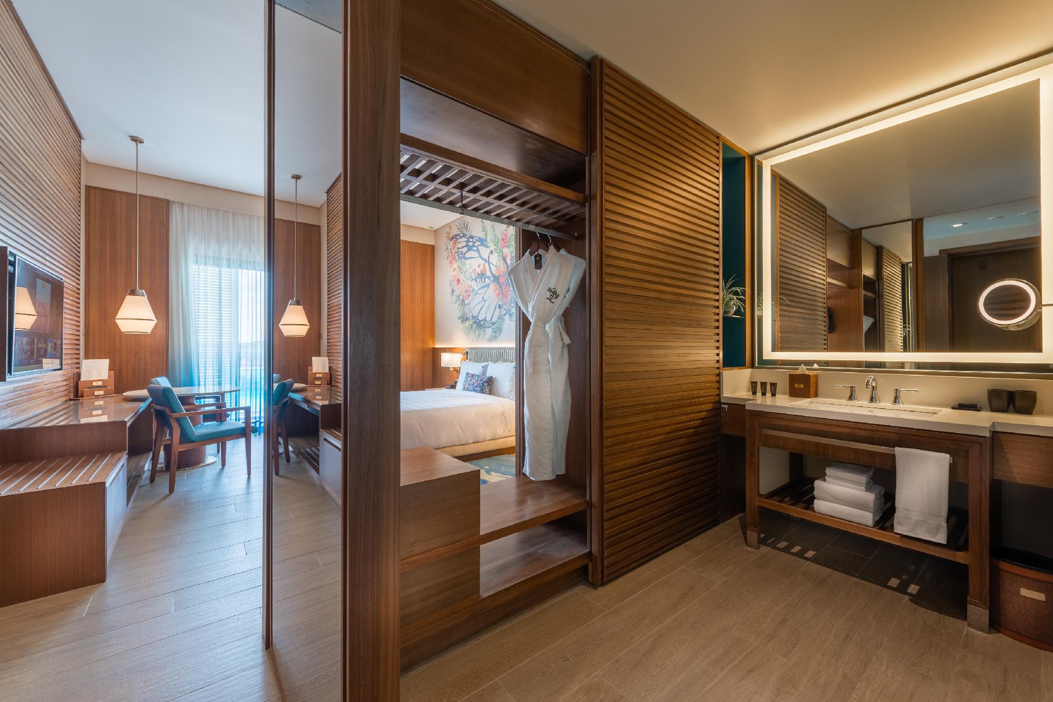 Hard Rock Hotel Desaru Coast Buitenkant foto Deluxe Room