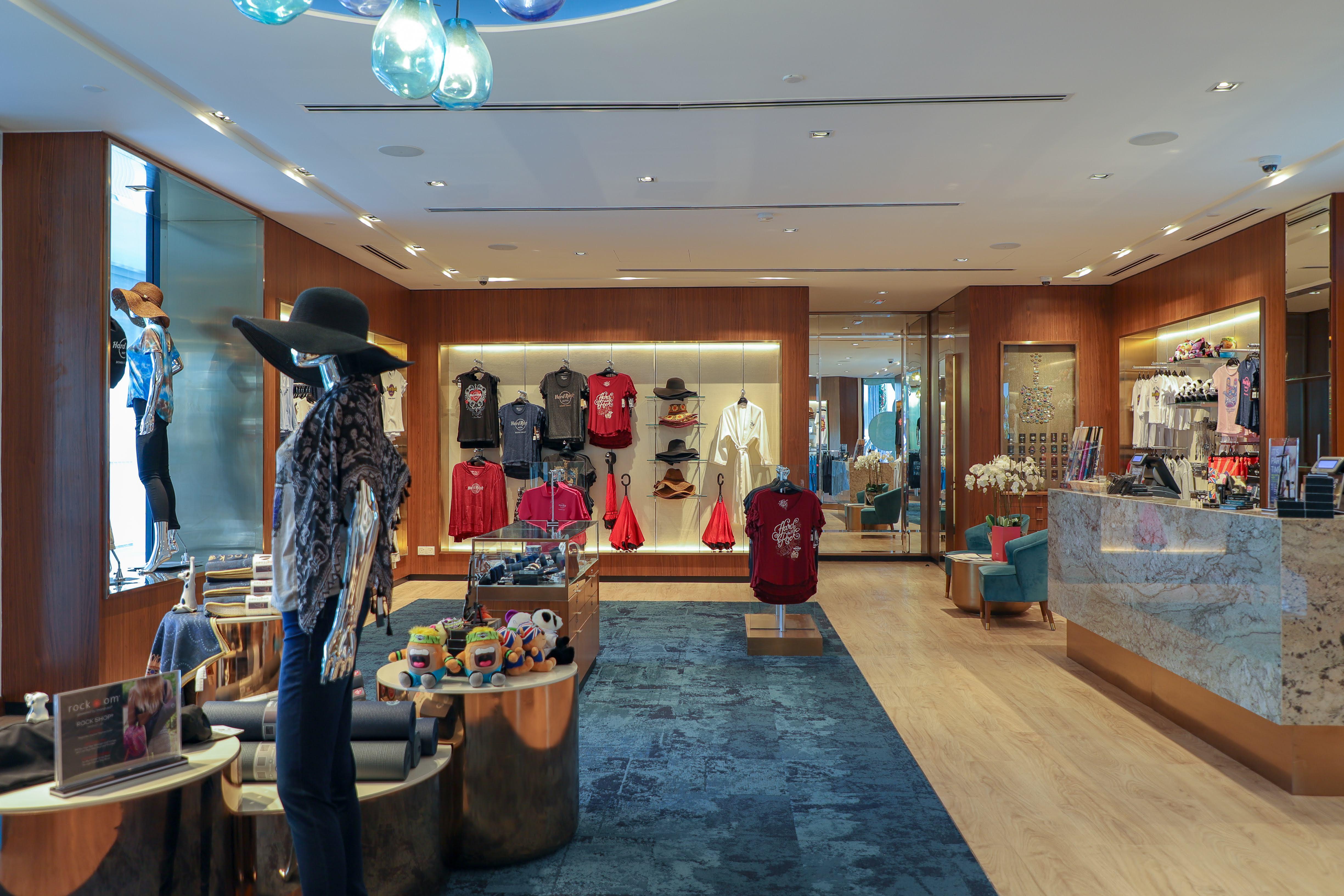Hard Rock Hotel Desaru Coast Buitenkant foto The interior of the store