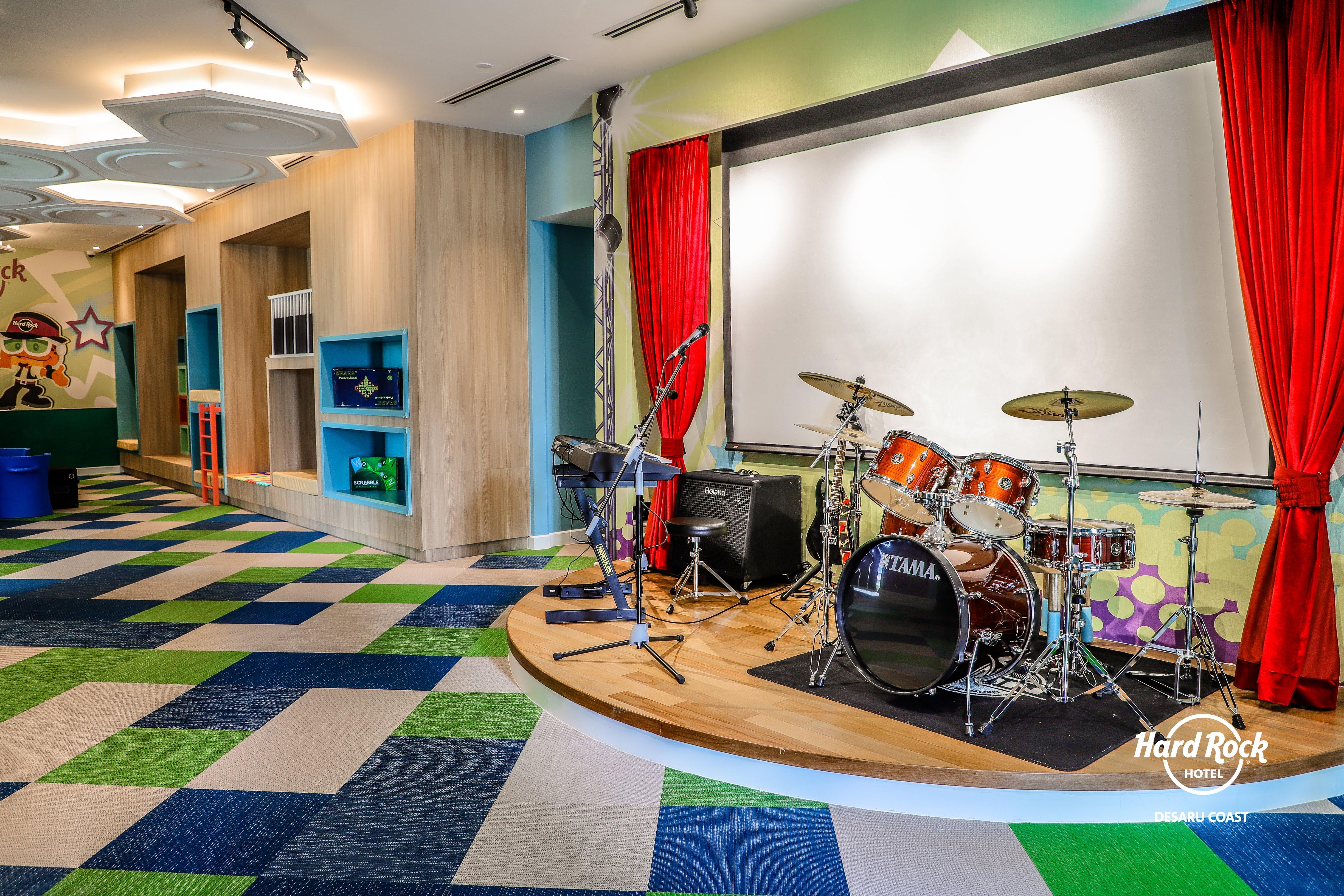 Hard Rock Hotel Desaru Coast Buitenkant foto The Rock Star Suite