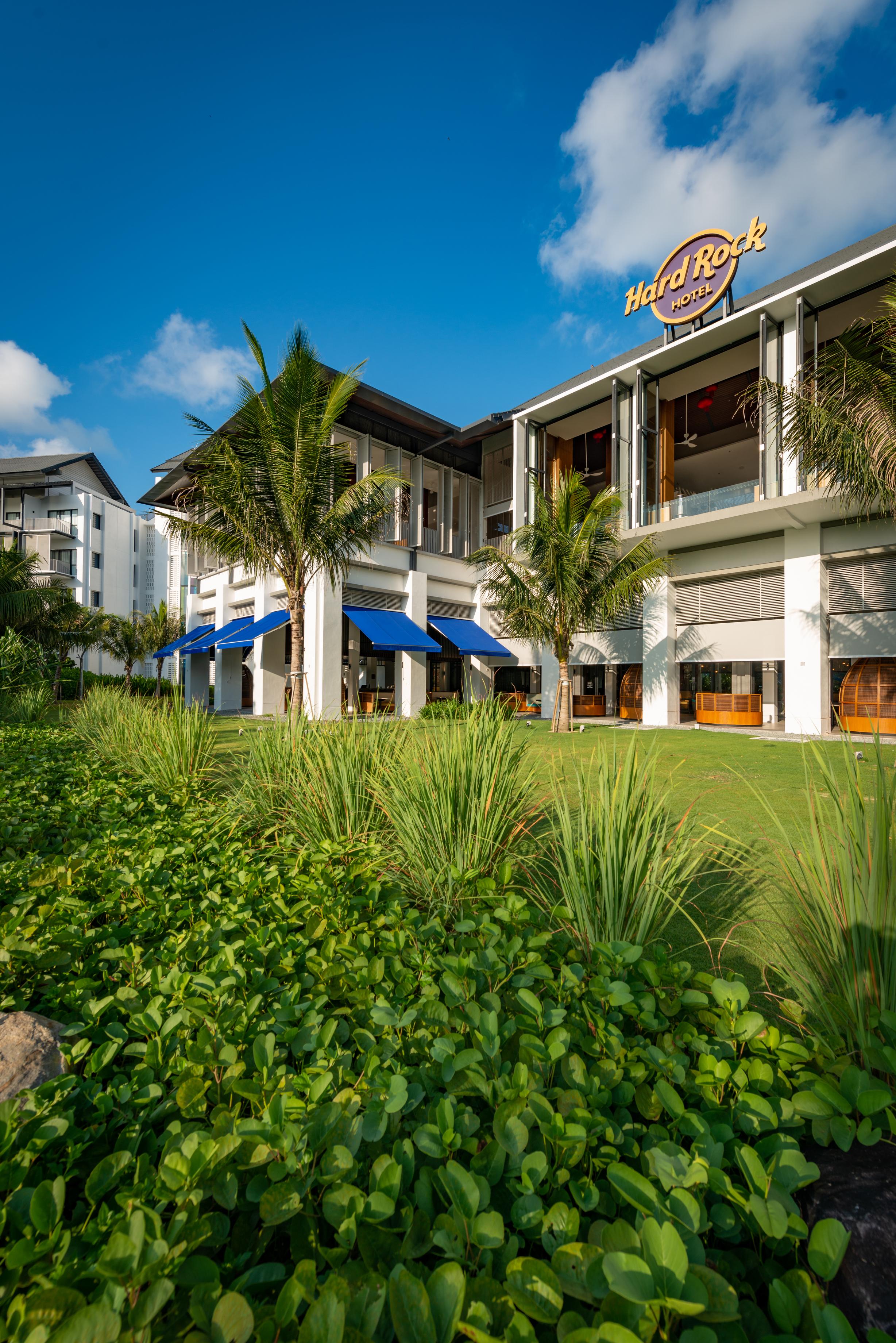 Hard Rock Hotel Desaru Coast Buitenkant foto The Village